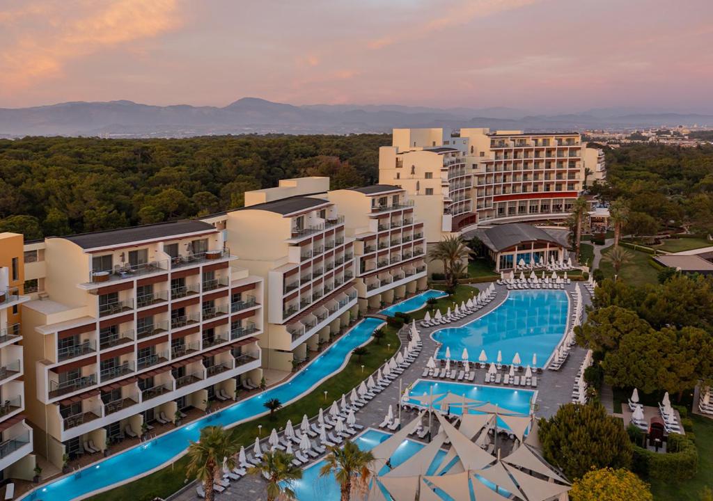 Transfer Antalya Flughafen nach Barut Sorgun Sensatori Privat